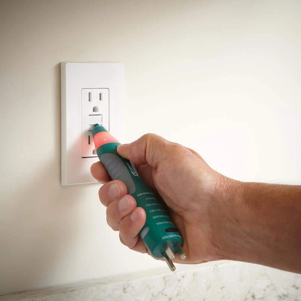 DualCheck 2-in-1 Tester, 50-1000V AC Non-Contact Voltage Detector and GFCI Outlet Circuit Analyzer by Commercial Electric 10 DualCheck 2-in-1 Tester, 50-1000V AC Non-Contact Voltage Detector and GFCI Outlet Circuit Analyzer by Commercial Electric - Image 8